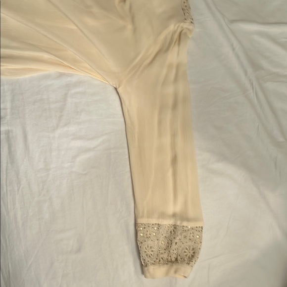 Massimo Cream Tie Front Lace Blouse - Picture 4 of 12